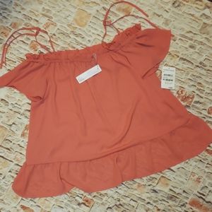 Sexy Off Shoulder Top XS NWT